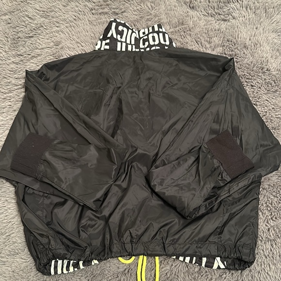 Juicy by Juicy Couture Colorblock Monogram Quarter Zip Windbreaker Size Small - Picture 7 of 7